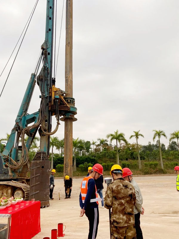 喜訊：公司承建廣西南寧至崇左鐵路引入機場隧道項目破土動工